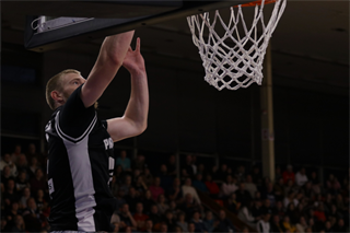 7. kolo TIPOS SBL: BC Prievidza - BKM Lučenec 95:72 (Ladislav Szibilla)	