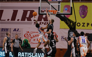 7. kolo TIPOS SBL: BC Prievidza - BKM Lučenec 95:72 (Ladislav Szibilla)	