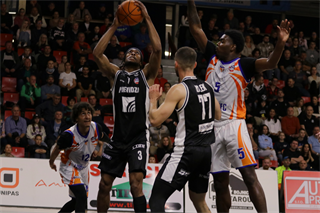7. kolo TIPOS SBL: BC Prievidza - BKM Lučenec 95:72 (Ladislav Szibilla)	