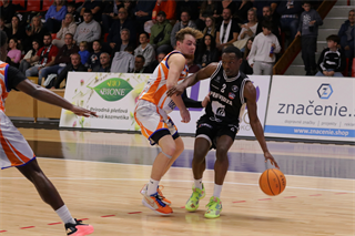 7. kolo TIPOS SBL: BC Prievidza - BKM Lučenec 95:72 (Ladislav Szibilla)	