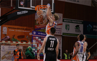 7. kolo TIPOS SBL: BC Prievidza - BKM Lučenec 95:72 (Ladislav Szibilla)	
