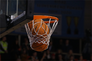 Európsky pohár FIBA: BC Prievidza - Surne Bilbao Basket 61:84 (Foto Ladislav Szibilla)	