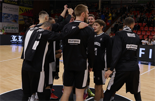 Európsky pohár FIBA: BC Prievidza - Surne Bilbao Basket 61:84 (Foto Ladislav Szibilla)	