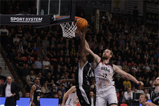 Európsky pohár FIBA: BC Prievidza - Surne Bilbao Basket 61:84 (Foto Ladislav Szibilla)	