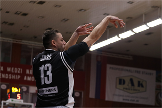 Európsky pohár FIBA: BC Prievidza - Surne Bilbao Basket 61:84 (Foto Ladislav Szibilla)	