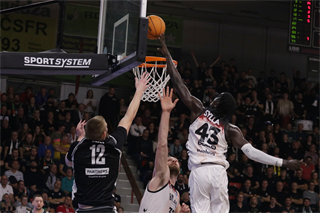 Európsky pohár FIBA: BC Prievidza - Surne Bilbao Basket 61:84 (Foto Ladislav Szibilla)	
