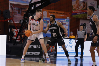 Európsky pohár FIBA: BC Prievidza - Surne Bilbao Basket 61:84 (Foto Ladislav Szibilla)	