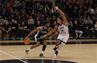 Európsky pohár FIBA: BC Prievidza - Surne Bilbao Basket 61:84 (Foto Ladislav Szibilla)	