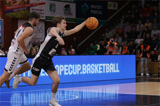 Európsky pohár FIBA: BC Prievidza - Surne Bilbao Basket 61:84 (Foto Ladislav Szibilla)	