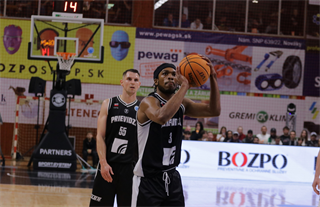 Európsky pohár FIBA: BC Prievidza - Surne Bilbao Basket 61:84 (Foto Ladislav Szibilla)	