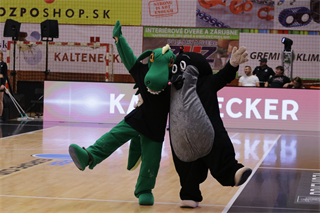 Európsky pohár FIBA: BC Prievidza - Surne Bilbao Basket 61:84 (Foto Ladislav Szibilla)	