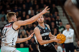 Európsky pohár FIBA: BC Prievidza - Surne Bilbao Basket 61:84 (Foto: Vladimír Králik)	