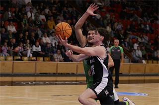 8. kolo TIPOS SBL: BC Prievidza - Slávia SPU Nitra 73:66 (Ladislav Szibilla)	