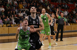 8. kolo TIPOS SBL: BC Prievidza - Slávia SPU Nitra 73:66 (Ladislav Szibilla)	