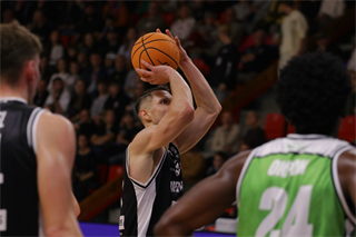8. kolo TIPOS SBL: BC Prievidza - Slávia SPU Nitra 73:66 (Ladislav Szibilla)	