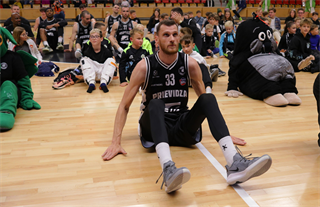 8. kolo TIPOS SBL: BC Prievidza - Slávia SPU Nitra 73:66 (Ladislav Szibilla)	
