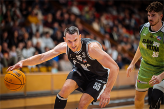 8. kolo TIPOS SBL: BC Prievidza : Slávia SPU Nitra 73:66 (Vladimír Králik)	