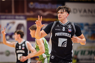 8. kolo TIPOS SBL: BC Prievidza : Slávia SPU Nitra 73:66 (Vladimír Králik)	