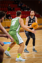8. kolo TIPOS SBL: BC Prievidza : Slávia SPU Nitra 73:66 (Vladimír Králik)	