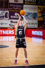 8. kolo TIPOS SBL: BC Prievidza : Slávia SPU Nitra 73:66 (Vladimír Králik)	