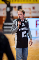 8. kolo TIPOS SBL: BC Prievidza : Slávia SPU Nitra 73:66 (Vladimír Králik)	