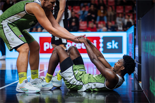 8. kolo TIPOS SBL: BC Prievidza : Slávia SPU Nitra 73:66 (Vladimír Králik)	
