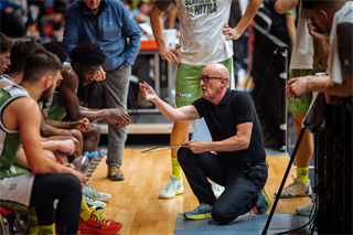 8. kolo TIPOS SBL: BC Prievidza : Slávia SPU Nitra 73:66 (Vladimír Králik)	