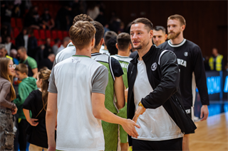 8. kolo TIPOS SBL: BC Prievidza : Slávia SPU Nitra 73:66 (Vladimír Králik)	