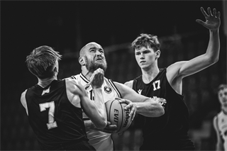 1. liga: BC Prievidza B - Nitra Blue Wings B 98:71 (Vladimír Králik)