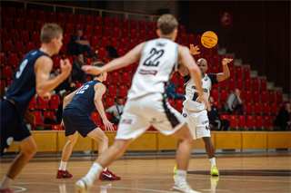 1. liga: BC Prievidza B - Nitra Blue Wings B 98:71 (Vladimír Králik)
