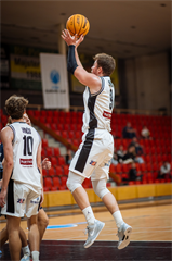 1. liga: BC Prievidza B - Nitra Blue Wings B 98:71 (Vladimír Králik)