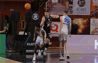 9. kolo TIPOS SBL: BC Prievidza - Nitra Blue Wings 63:80 (Ladislav Szibilla)	