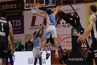 9. kolo TIPOS SBL: BC Prievidza - Nitra Blue Wings 63:80 (Ladislav Szibilla)	