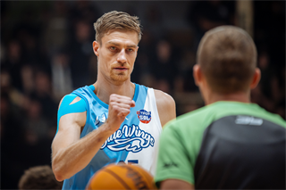 9. kolo TIPOS SBL: BC Prievidza - Nitra Blue Wings 63:80 (Vladimír Králik)