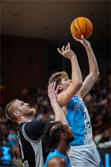 9. kolo TIPOS SBL: BC Prievidza - Nitra Blue Wings 63:80 (Vladimír Králik)
