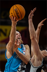 9. kolo TIPOS SBL: BC Prievidza - Nitra Blue Wings 63:80 (Vladimír Králik)