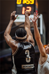 9. kolo TIPOS SBL: BC Prievidza - Nitra Blue Wings 63:80 (Vladimír Králik)