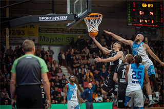 9. kolo TIPOS SBL: BC Prievidza - Nitra Blue Wings 63:80 (Vladimír Králik)
