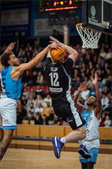 9. kolo TIPOS SBL: BC Prievidza - Nitra Blue Wings 63:80 (Vladimír Králik)