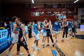 9. kolo TIPOS SBL: BC Prievidza - Nitra Blue Wings 63:80 (Vladimír Králik)