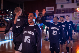 Európsky pohár FIBA: BC Prievidza - BC Balkan Botevgrad 83:59 (Foto: Vladimír Králik)