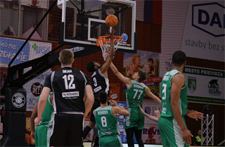 Európsky pohár FIBA: BC Prievidza - BC Balkan Botevgrad 83:59 (Foto: Ladislav Szibilla)