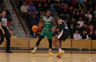 Európsky pohár FIBA: BC Prievidza - BC Balkan Botevgrad 83:59 (Foto: Ladislav Szibilla)