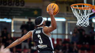 10. kolo TIPOS SBL: BC Prievidza - Inter Bratislava 81:83 (Vladimír Králik)	