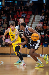 10. kolo TIPOS SBL: BC Prievidza - Inter Bratislava 81:83 (Vladimír Králik)	