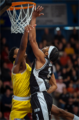10. kolo TIPOS SBL: BC Prievidza - Inter Bratislava 81:83 (Vladimír Králik)	