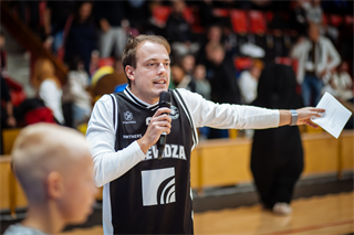 10. kolo TIPOS SBL: BC Prievidza - Inter Bratislava 81:83 (Vladimír Králik)	