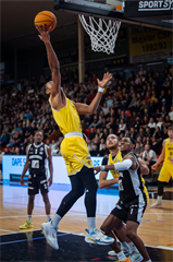 10. kolo TIPOS SBL: BC Prievidza - Inter Bratislava 81:83 (Vladimír Králik)	