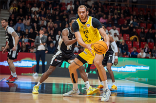 10. kolo TIPOS SBL: BC Prievidza - Inter Bratislava 81:83 (Vladimír Králik)	