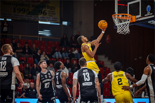 10. kolo TIPOS SBL: BC Prievidza - Inter Bratislava 81:83 (Vladimír Králik)	